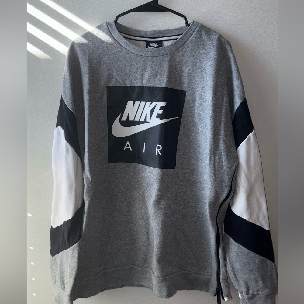 NIKE AIR CREWNECK